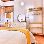 Lejlighed Casas Javier *