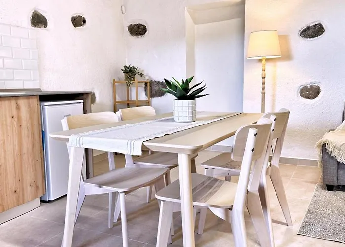 Casas Javier 公寓 *